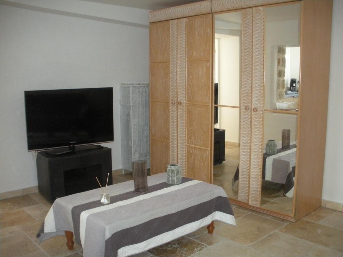 Villa Jalna Chambre, Suites Et Appartement Рокфор-ле-Пен Екстер'єр фото
